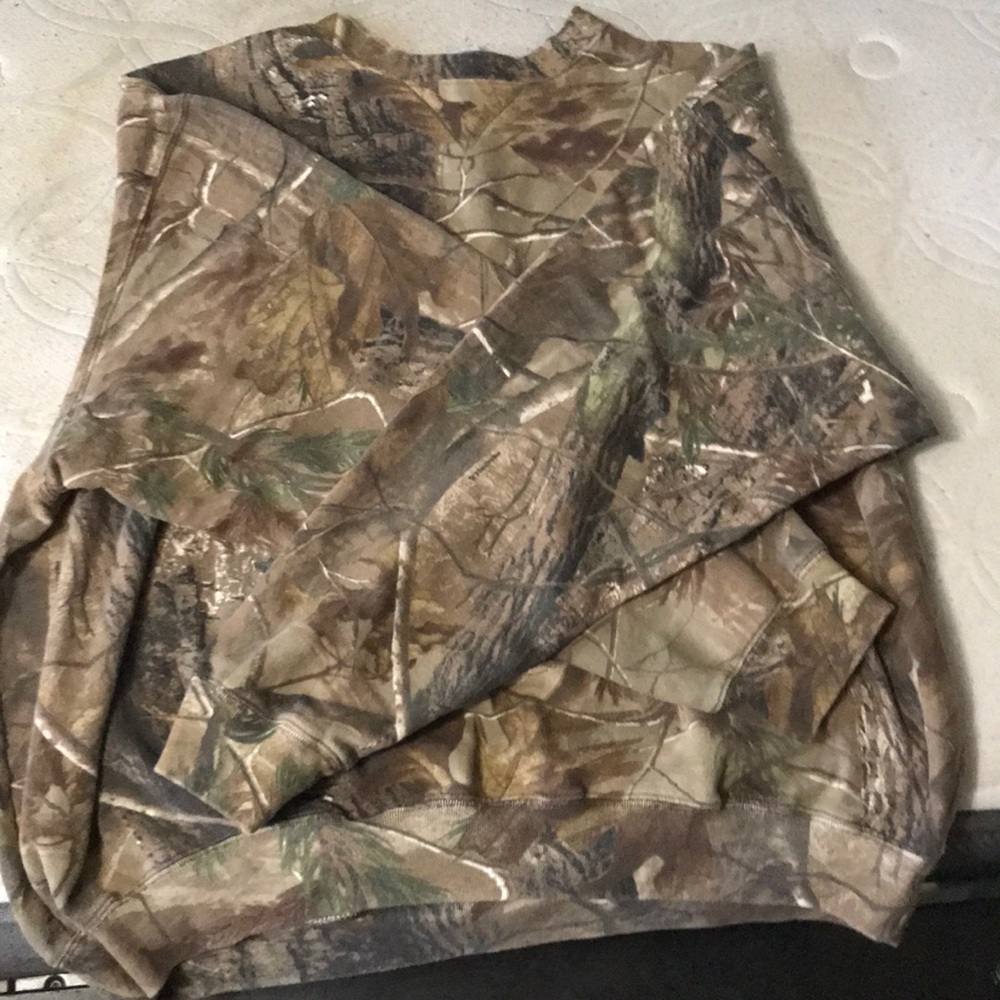Camo Crew Neck Sweatshirt